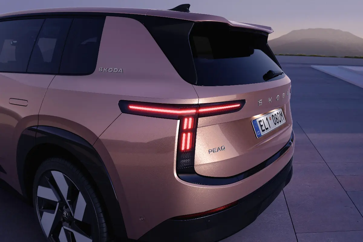 skoda-peaq heck