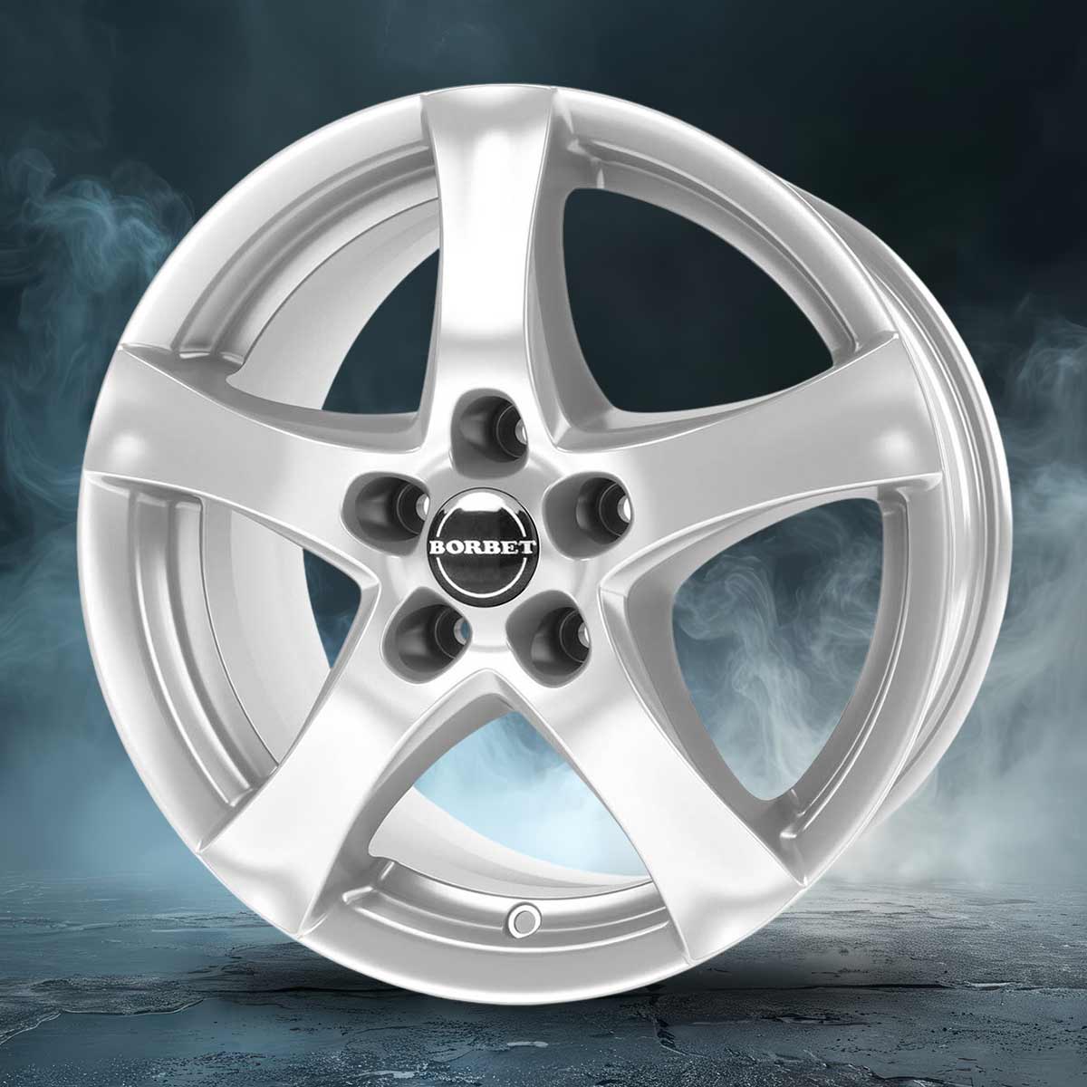 zu sehen: Winterkomplettrad Superb