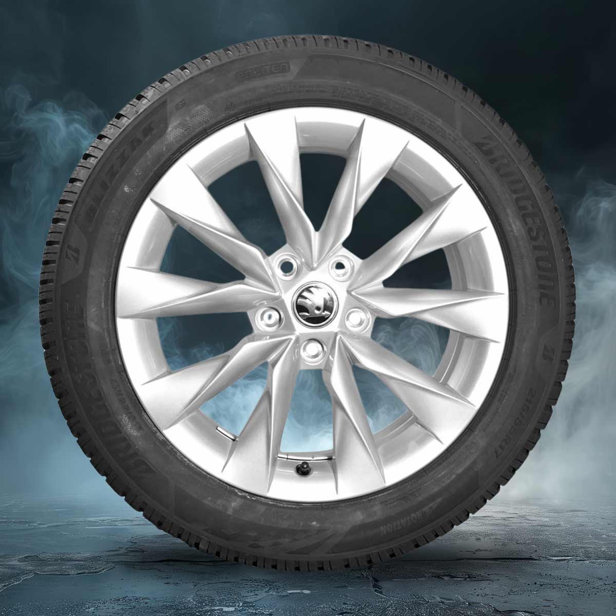 zu sehen: Winterkomplettrad Superb